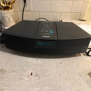 BOSE Wave Music System Radio AM/FM Alarm Clock AWR1-1W Black, Works, No Remote